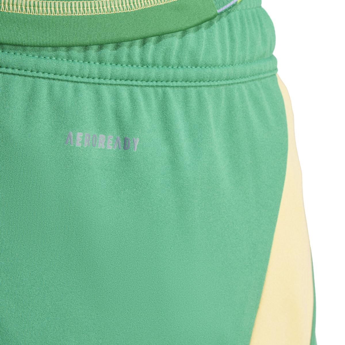 product/a/d/adidas_it2414_8_apparel_on_model_detail_view_2_white.jpg