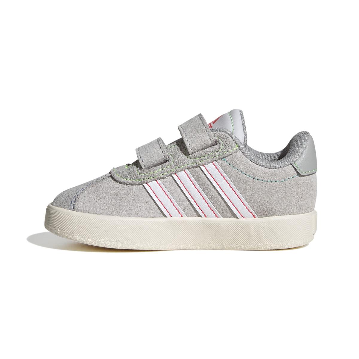 product/a/d/adidas_jp7878_5_footwear_photography_side_medial_center_view_white-nw091625.jpg