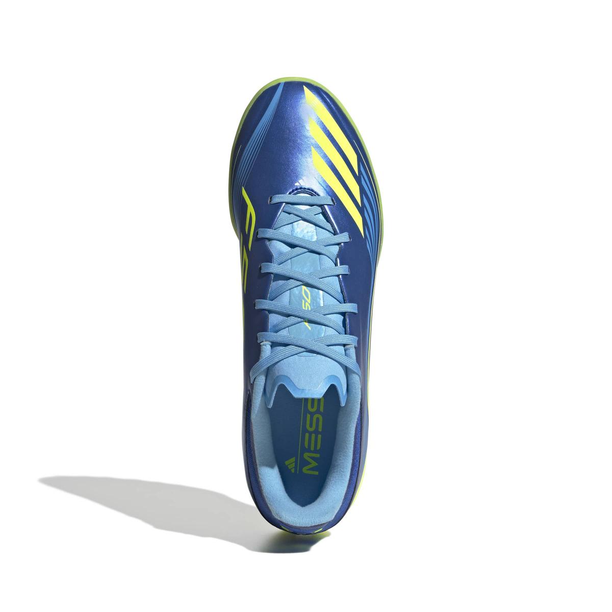 product/a/d/adidas_jq6613_2_footwear_photography_top_portrait_view_white.jpg