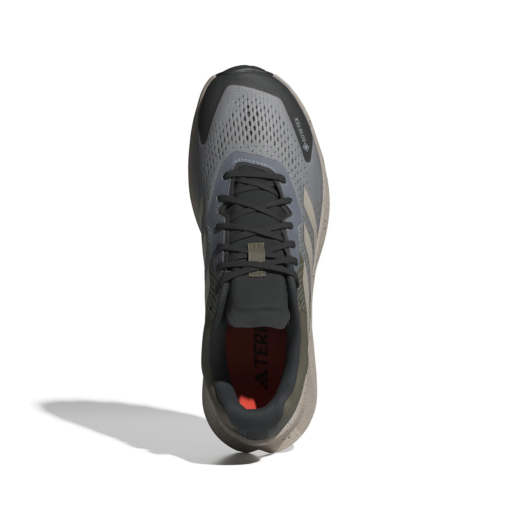 product/a/d/adidas_ji1688_3_footwear_photography_top_portrait_view_white.jpg