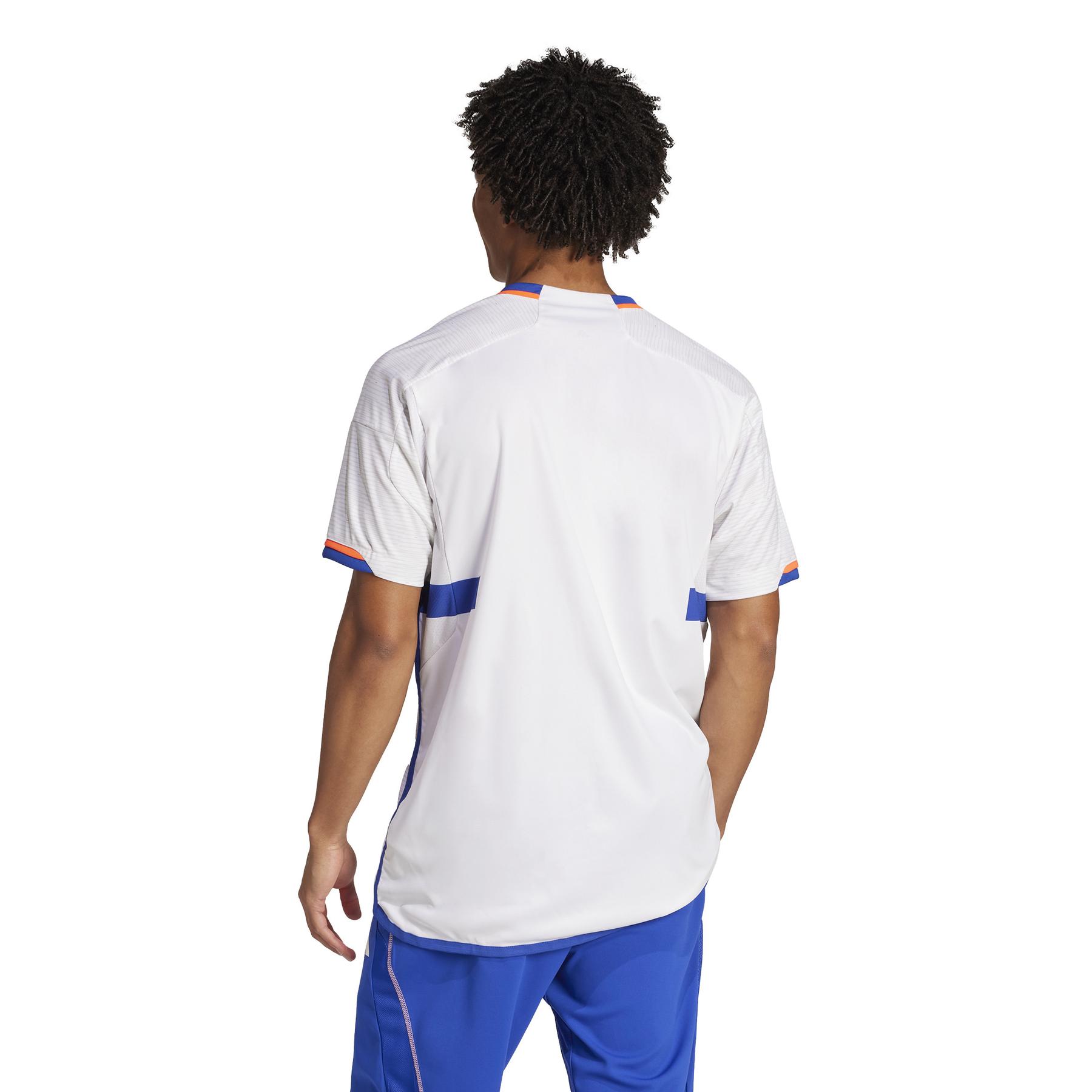 product/a/d/adidas_jp4334_4_apparel_on_model_back_view_white.jpg