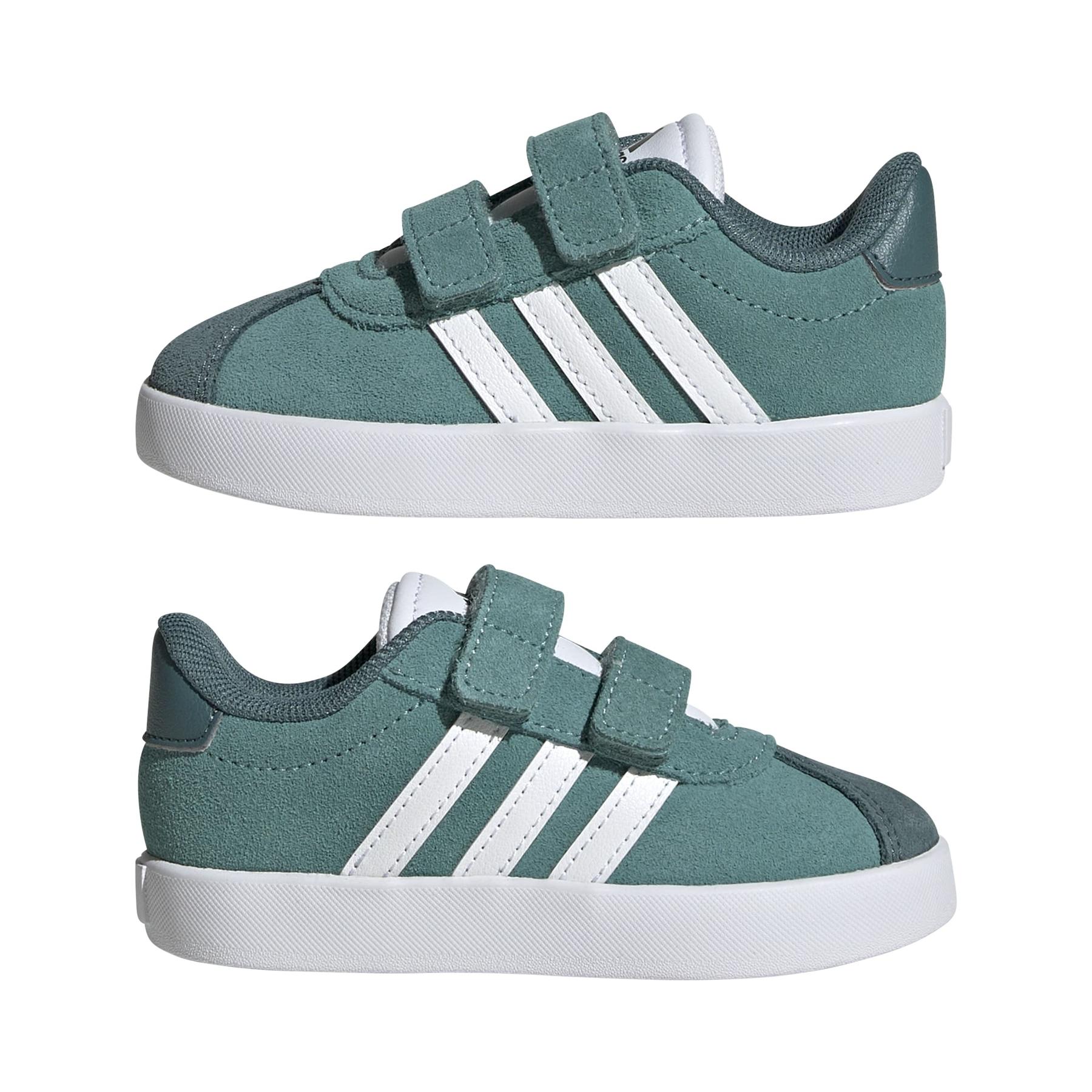 product/a/d/adidas_jp7877_10_footwear_photography_mirrored_pair_view_white-nw091625.jpg