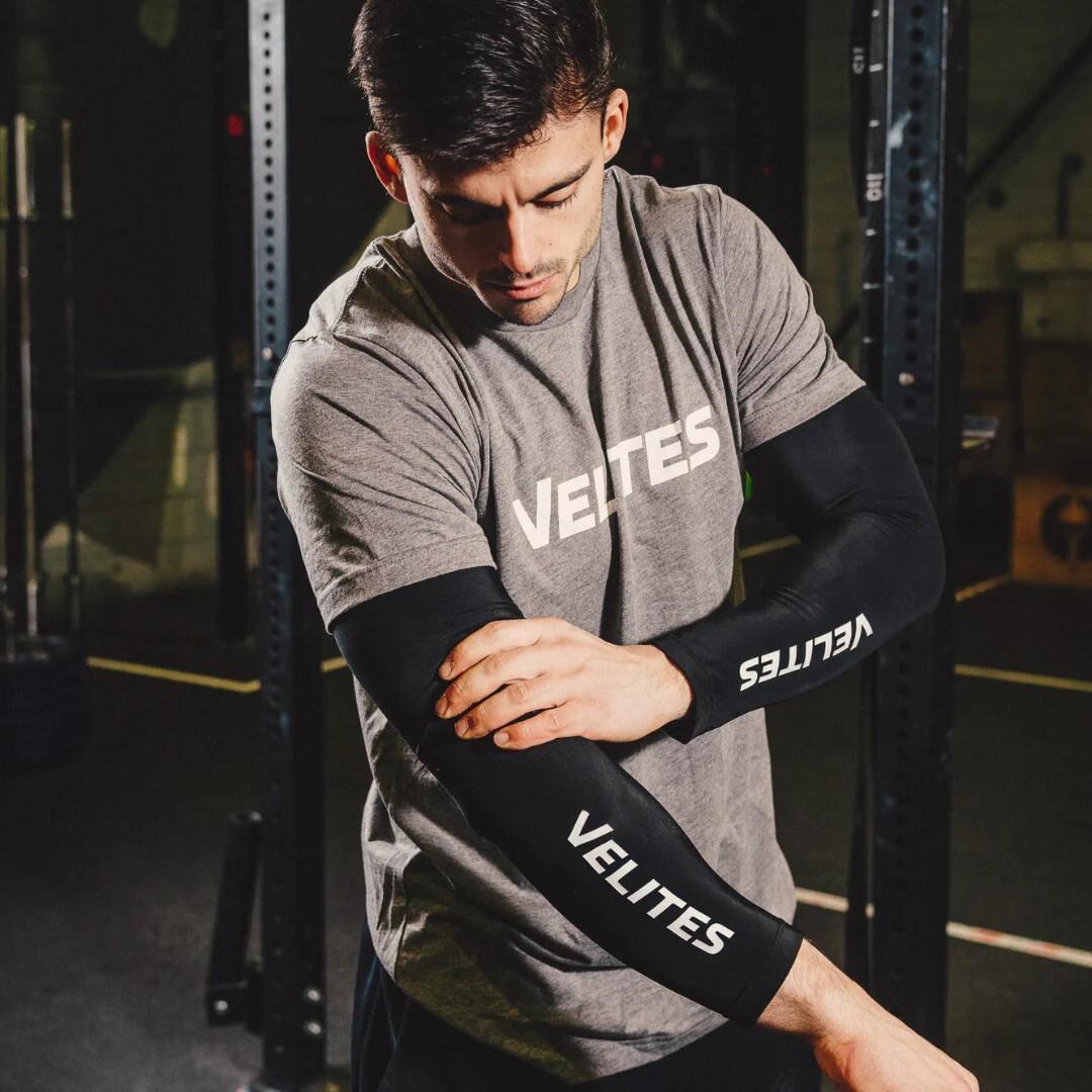 product/v/e/velites_sleeves_black_sm_3.jpg