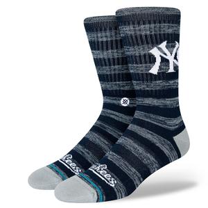 a556a22yan-nvy-sokken-new-york-yankees-twist-marine-l