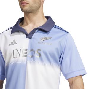 product/a/d/adidas_ix0721_9_apparel_on_model_detail_view_2_white.jpg