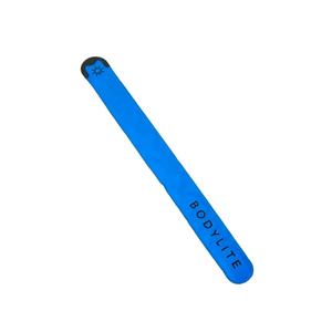 13042-gloed-armband-geleid-met-usb-vrouw-bodylite-gear-blauw-tu