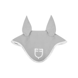 eth09023l-light-grey-white-korte-muts-van-technische-stof-met-logo-equestro-lichtgrijs-wit