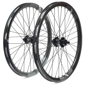 excwhee321-paire-de-roues-excess-exe-3-cl-cruiser-noir-gris-24-x1-50-1-75