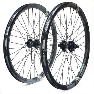 excwhee331-paire-de-roues-excess-exe-3-iso-cruiser-noir-gris-24-x1-50-1-75