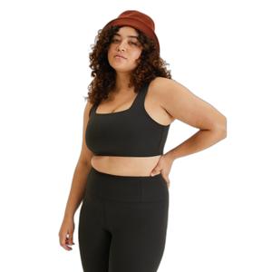 1030-jb-vrouwenbeha-girlfriend-collective-rib-tommy-zwart