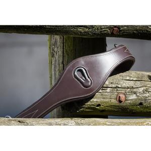 sam1099br-anatomische-paardenriem-karabijnhaak-hfi-bruin
