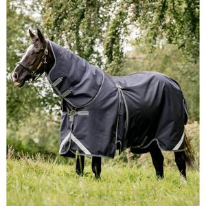 aaaf01-bjji-66-waterdichte-paardendeken-met-halsbedekking-horseware-rambo-optimo-plus-0g-400g-navy-thunderstorm-grey-silver