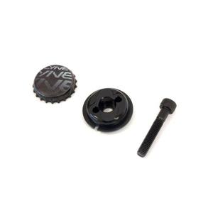 incase-headset-afdekking-lyne-incase-zwart-tu