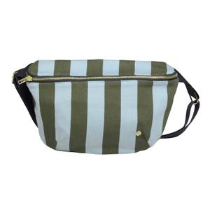 3430325310-dames-heuptasje-la-cerise-sur-le-gateau-rita-matcha-19x28-cm