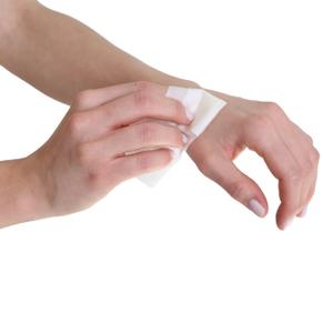 qw0301-pak-van-100-alcoholvrije-handdoeken-powercare-wit-tu