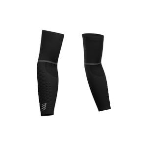 su00008b-arm-compressiemouw-compressport-armforce-ultralight-zwart-wit