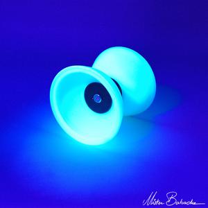 jdfip-diabolo-mister-babache-finesse-phospho-blauw-133x136-mm