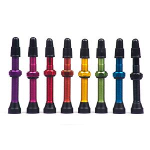 mom012-1-set-van-2-velgventielen-momum-tav-round-base-44-mm-paars-44-mm
