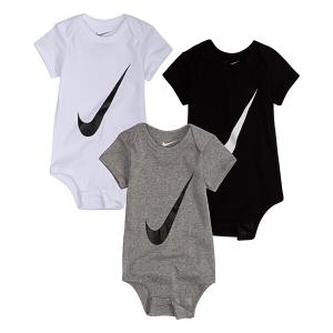 mn0272-001-t-shirt-voor-babyjongens-nike-swoosh-x3-wit-6-12-maanden