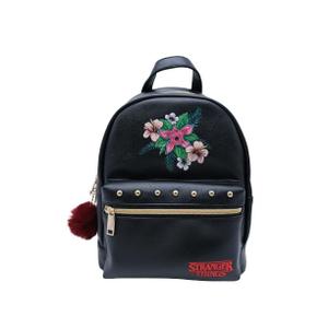 618nom025-rugzak-nomadict-fashion-fashion-gaming-stranger-thing-flowers-zwart-tu