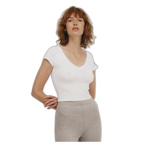 ob410002-white-dames-t-shirt-met-v-hals-organic-basics-core-baby-wit
