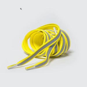 521401-veters-met-reflecterende-tape-rainette-geel-120-cm