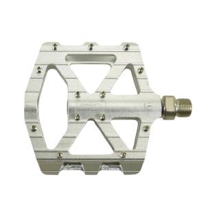pesd2004-pedalen-sd-components-flatpedal-v2-zilver-8-5x8-5-cm