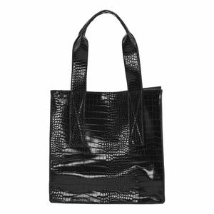 570553-black-damestas-silfen-studio-bodil-zwart-30x14x9-cm