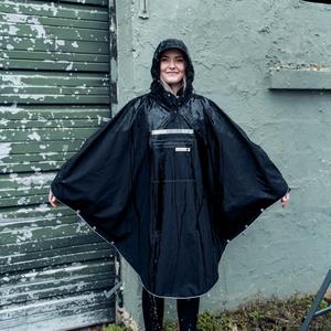 3pon30-poncho-the-peoples-poncho-winterhard-zwart-tu