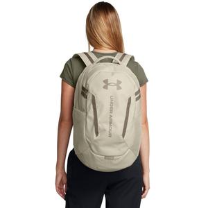 1384672-289-rugzak-under-armour-hustle-6-0-khaki-basis-khaki-basis-taupe-schemering-tu