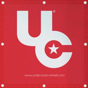 200547-banner-undercover-uc-rood-wit-100x100-cm