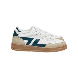 zeta-beta-b2te-trainers-zeta-beta-b2-taling